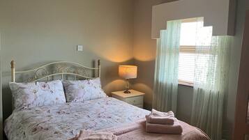 House, 3 Bedrooms, Smoking, Patio