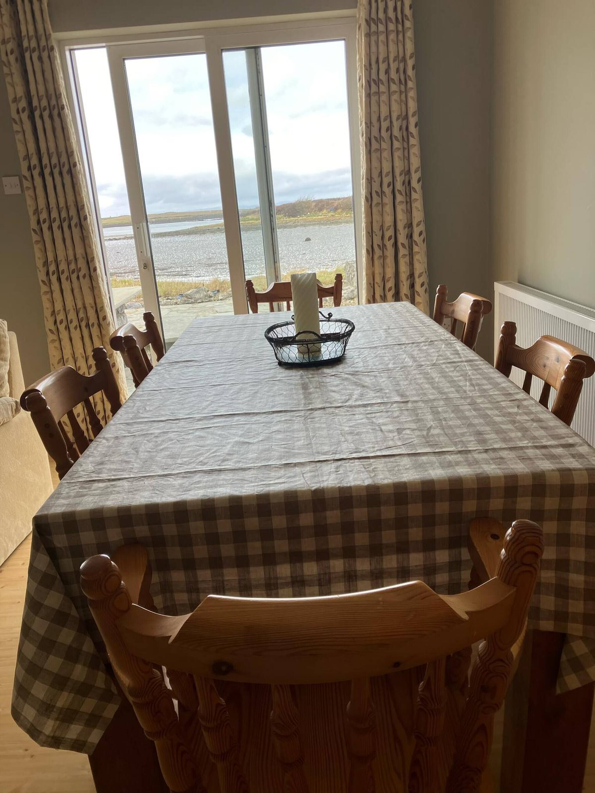 House, 3 Bedrooms, Smoking, Patio | Dining