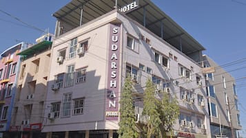Esterni