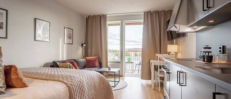 Luxury Double Room | Free WiFi, bed sheets