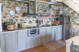 1 habitación, tabla de planchar con plancha y wifi gratis