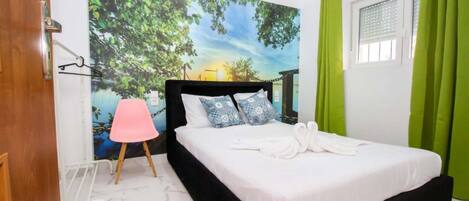 1 bedroom, WiFi, bed sheets