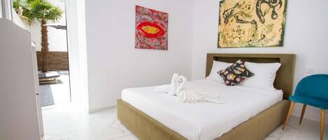 2 室のベッドルーム、WiFi、ベッドシーツ