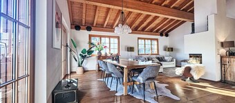 Stunning private villa for 8 guests with WIFI, TV, patio and panoramic view