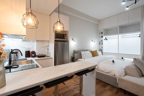 Iron/ironing board