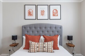 2 chambres, fer et planche Ă repasser, Wi-Fi gratuit, draps fournis