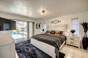 4 chambres, fer et planche à repasser, Wi-Fi gratuit, draps fournis