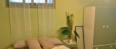 2 chambres, bureau, Wi-Fi, draps fournis