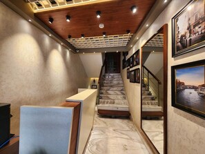 Reception - HOTEL VIP INTERCONTINENTAL (Kolkata)