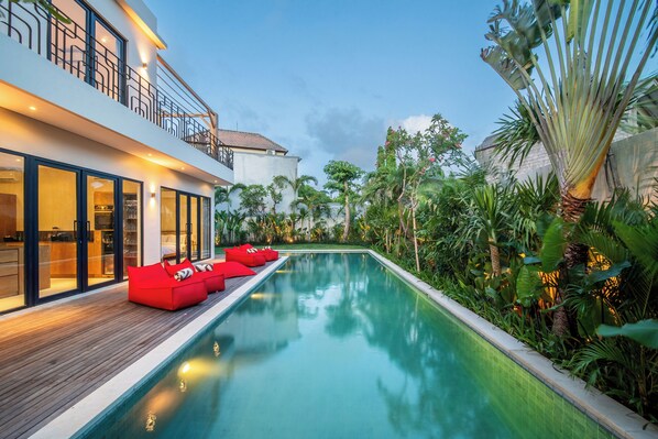 Pool - Spacious 6BR villa with 17m pool in Berawa Canggu (Bali)