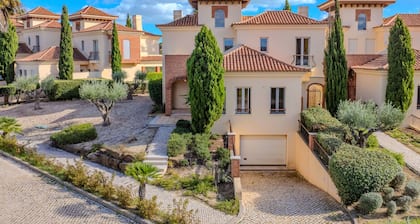 Monte Rei 2 bed Linked Villa