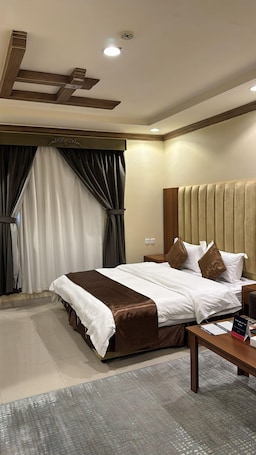 1 habitación, tabla de planchar con plancha y wifi gratis