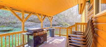 Cabin Close to ATV & Hiking Trails in Delbarton