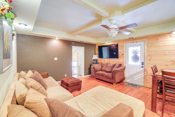 Cabin Close To Atv & Hiking Trails In Delbarton - Chief Logan State Park, Logan