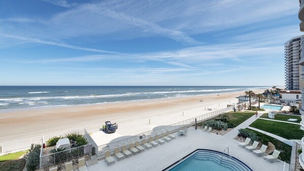 Na praia