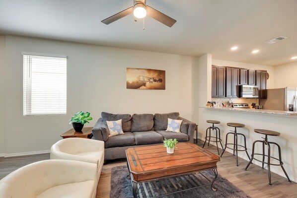 House (4 Bedrooms) | Interior