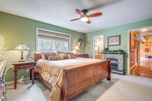 House (4 Bedrooms) | Interior - Walk to Main St: 'mountain Creek Home' w/ Gameroom (Red River)