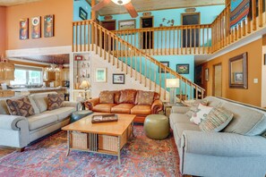 House (4 Bedrooms) | Interior