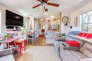 House (1 Bedroom) | Interior