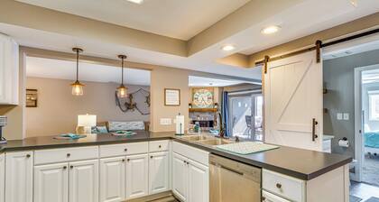 Osage Beach Condo Pools, Boatslip and Pickleball