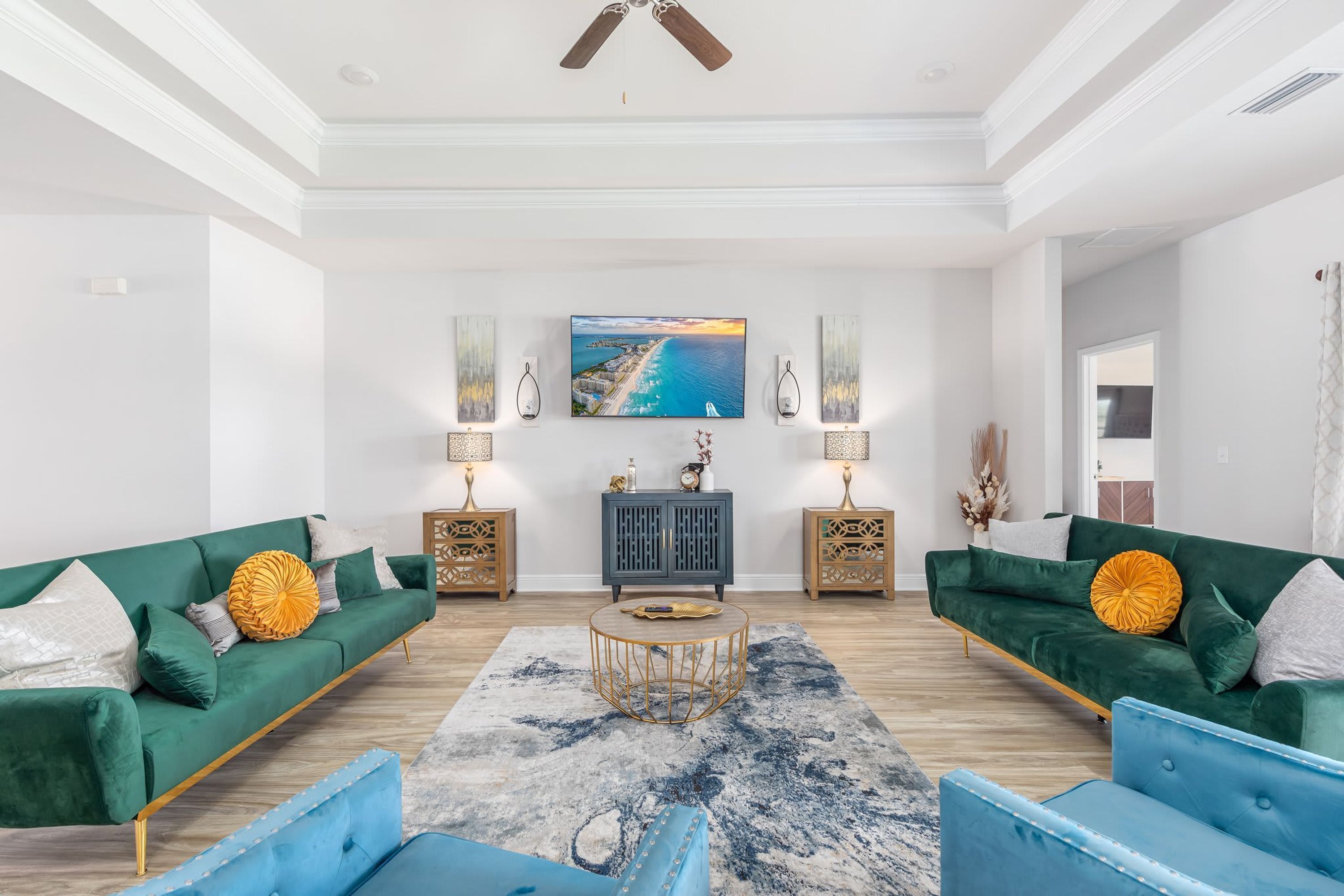 6 habitaciones y acceso a internet 