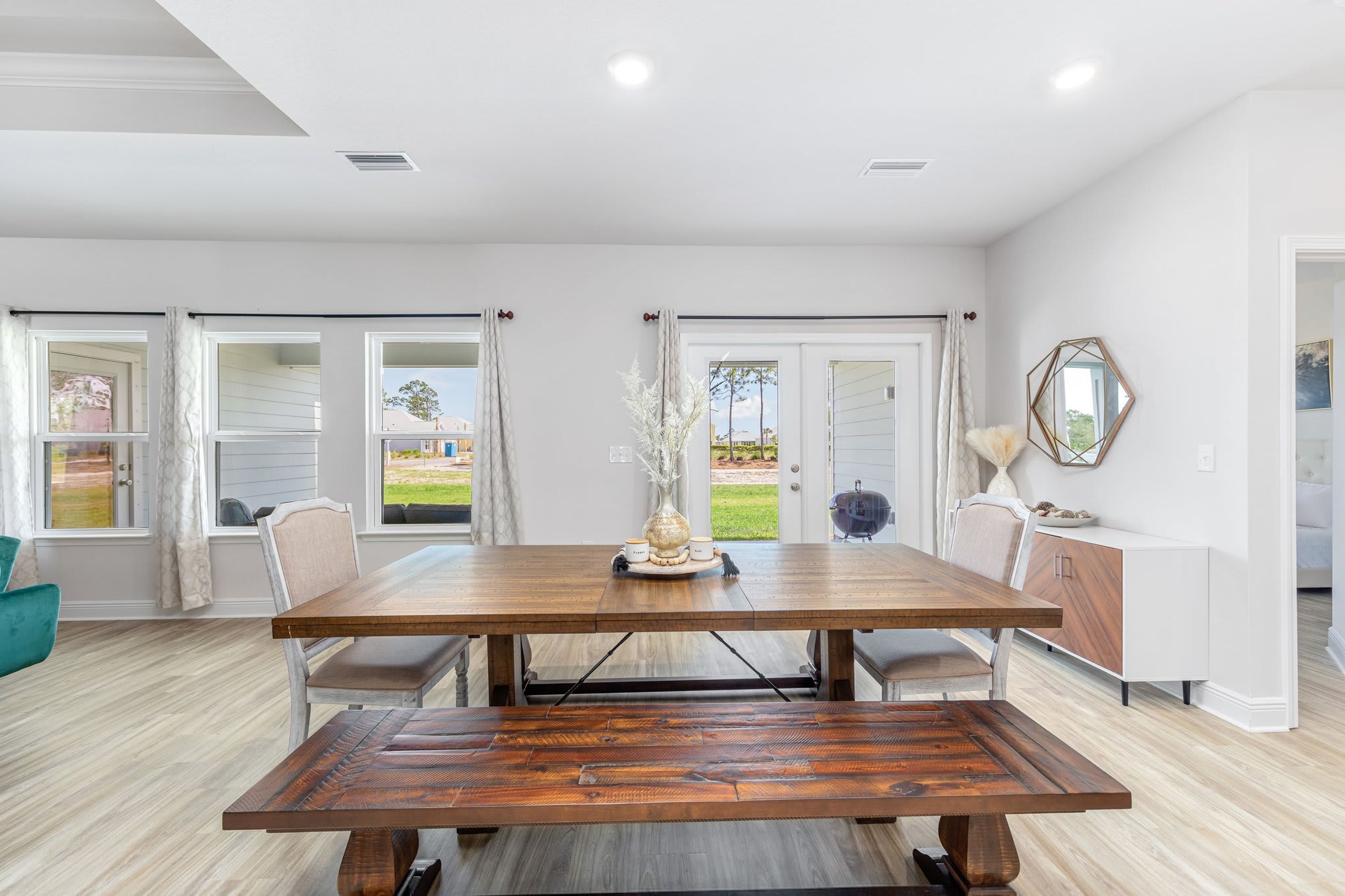 6 habitaciones y acceso a internet 