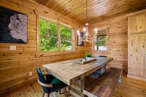 House | 5 bedrooms, Internet - Eagle Nest Lodge Hot Tubs Mountain Views (Banner Elk)