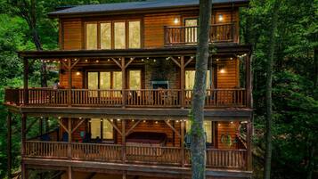House | 5 bedrooms, Internet