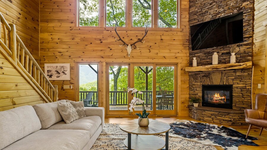 Eagle Nest Lodge Hot Tubs Mountain Views