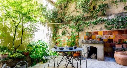 Dorfhaus mit Pool zu Vermieten â Suze-la-Rousse, DrĂŽme Provençale