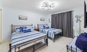 2 bedrooms, iron/ironing board, travel cot, free WiFi