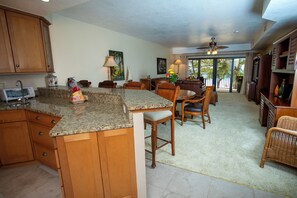 Dining - Condo #03 - Luxurious 2nd Floor Condo with Breathtaking Sunset Views (Grand Cayman)