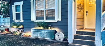 "Milam Mill Haus” :  1925 Historic German home “Large Hot Tub”.