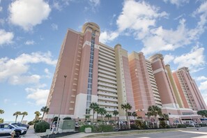 Exterior - Baywatch Resort #1705 3 Bedroom Condo (North Myrtle Beach)