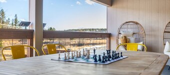 The Paddle House | Hot Tub + Fire Pit Stay