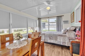 House, 3 Bedrooms | Dining