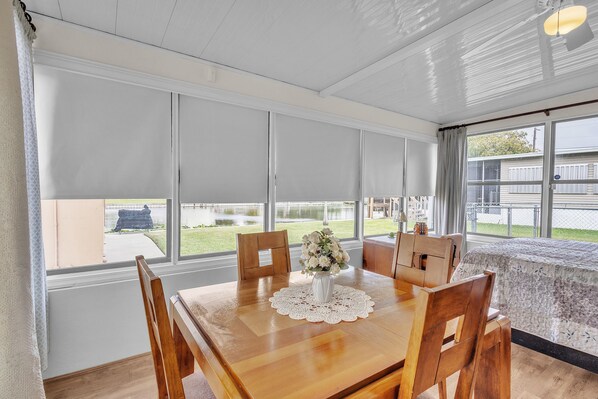 House, 3 Bedrooms | Dining