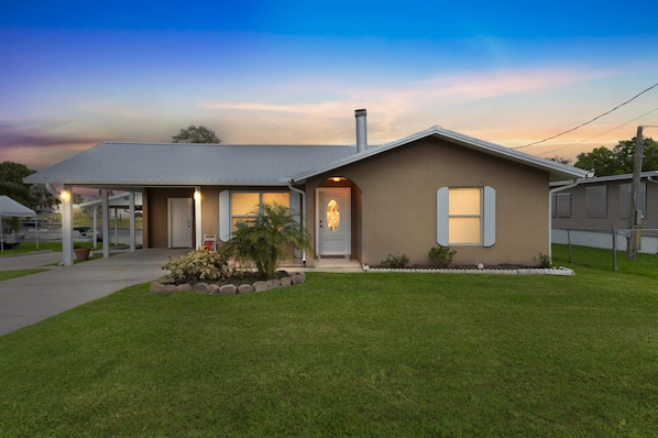 House, 3 Bedrooms | Exterior