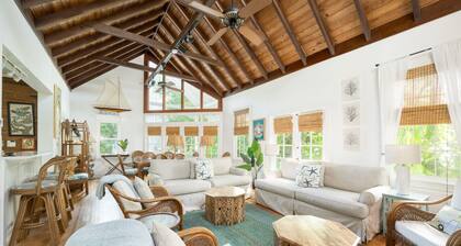 Family Reunion Compound - Great for Groups! Large pool.