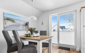 House | Dining - Kustenkrabbe Olpenitz: Cozy Retreat (Kappeln)