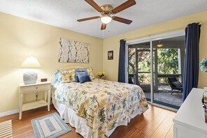 2 bedrooms, desk, iron/ironing board, travel cot