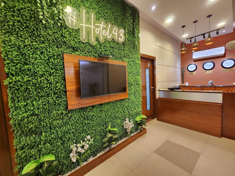 Hotel Housez 43 by null