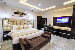 Comfort Double Room, Garden View | Desk, laptop workspace, soundproofing, free WiFi - Roston Hotels  (Port Harcourt)