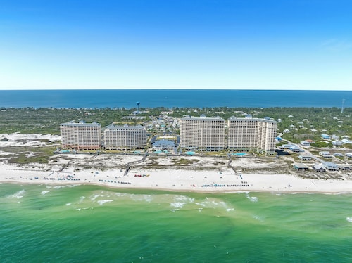 Remodeled Gulf-Front Condo The Beach Club 209C 1BR/1.5BA Sleeps 6