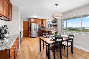 Fridge, microwave, oven, stovetop - 3970 Wave Watcher - Panoramic Oceanfront Bay Views (Pacific Grove)