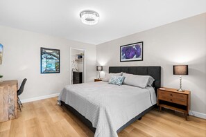 3 bedrooms, iron/ironing board, free WiFi, bed sheets - 3970 Wave Watcher - Panoramic Oceanfront Bay Views (Pacific Grove)