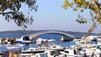 Apartment, 2 Schlafzimmer, Terrasse, Gartenblick | Blick von der Unterkunft