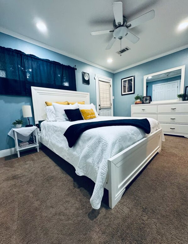 3 bedrooms, iron/ironing board, travel cot, WiFi