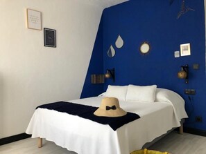 Comfort Double Room, City View | Free WiFi - Hôtel Le Flore (Fréjus)