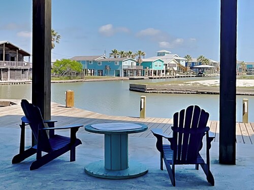 The Salty Dog at Copano Bay | Bay Views